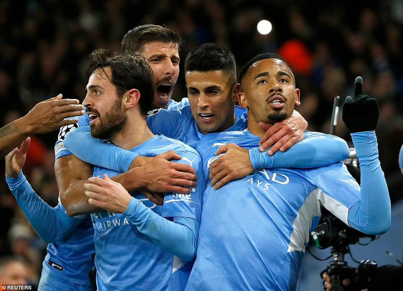 Man City giành vé vào vòng loại trực tiếp cúp C1 mùa này