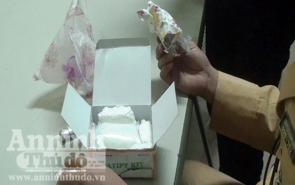 Sự thực bên trong gói quà sinh nhật ảnh 1