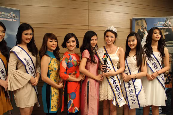 Miss Teen Việt Nam đọ sắc với Miss Teen Thái Lan ảnh 2