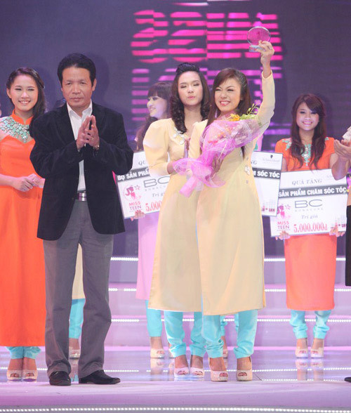 Thí sinh Hà Nội đăng quang Miss Teen 2012 ảnh 2