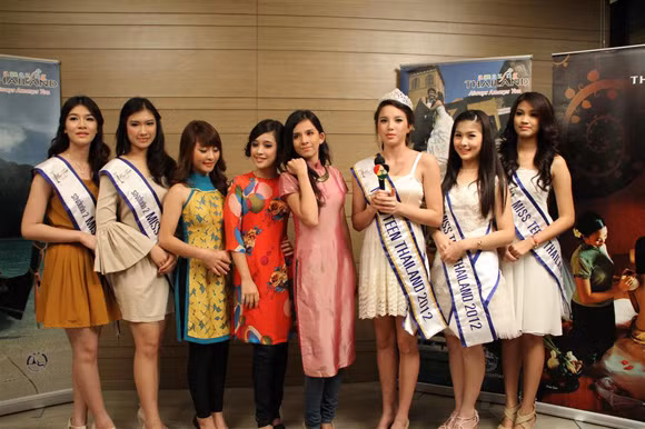 Miss Teen Việt Nam đọ sắc với Miss Teen Thái Lan ảnh 1