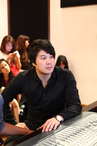 Bùi Anh Tuấn hát cùng 12 "hot girl" Miss Teen ảnh 3