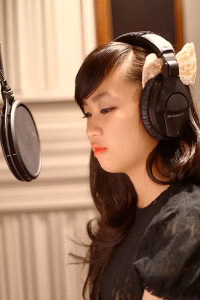 Bùi Anh Tuấn hát cùng 12 "hot girl" Miss Teen ảnh 8