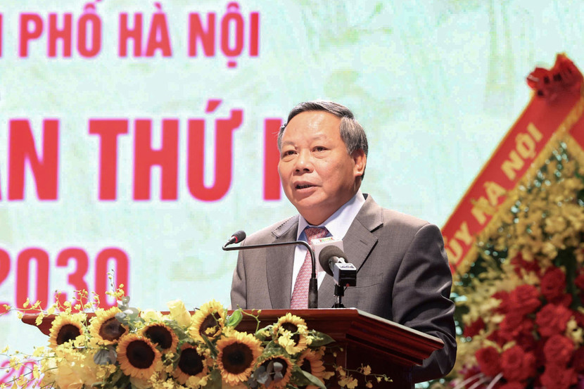 Phó Bí thư Thường trực Thành ủy Hà Nội Nguyễn Văn Phong phát biểu chỉ đạo tại đại hội