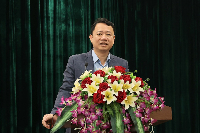 Cục trưởng Cục Dân số Lê Thanh Dũng thông tin tại họp báo