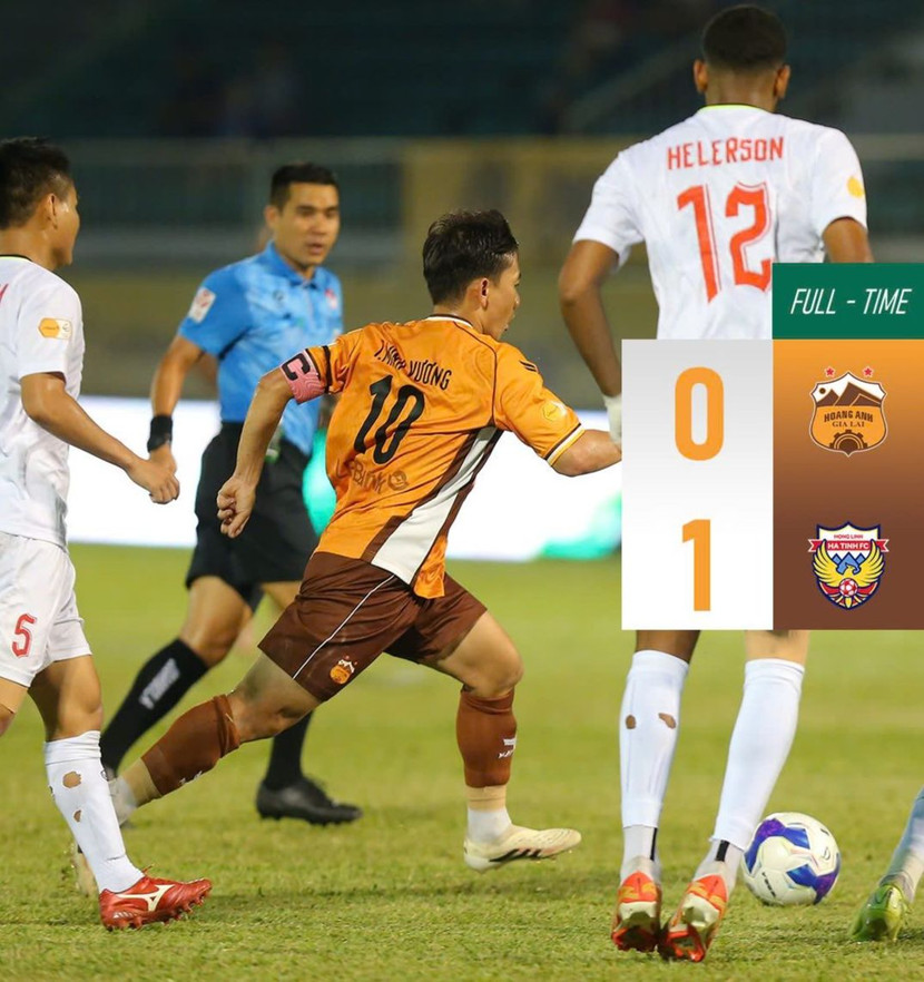 HAGL thua đau trên sân nhà