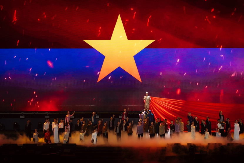 Lễ khai mạc Đại hội khỏe và Hội thi diễn ra trong không khí trang trọng và đầy cảm xúc