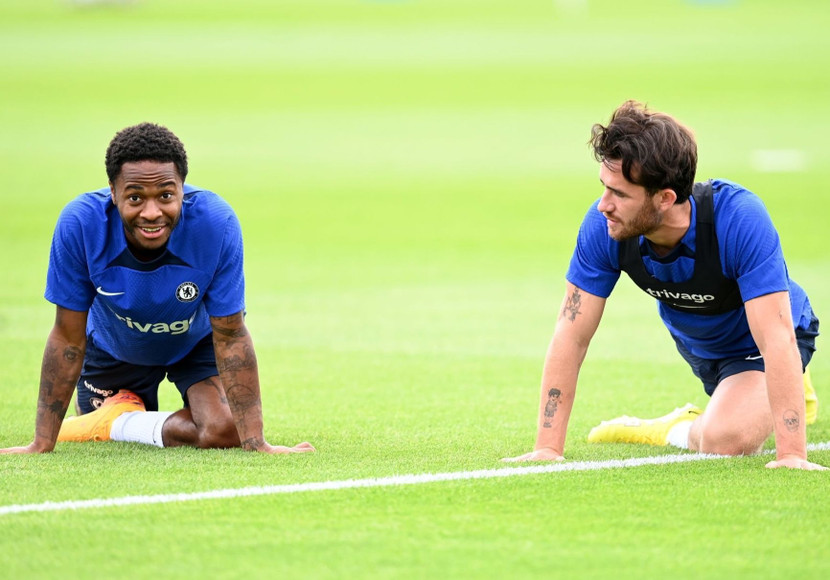 Sterling và Chilwell là người thừa ở Chelsea
