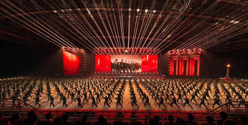 Những màn trình diễn nghiệp vụ và thể lực xuất sắc từ các chiến sĩ công an