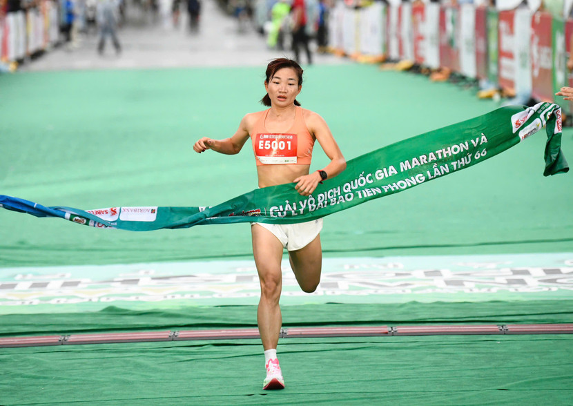 Nguyễn Thị Oanh tiếp tục khẳng định sự thống trị