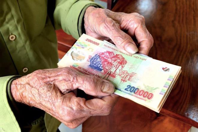 Đề xuất tăng trợ cấp xã hội hàng tháng với người cao tuổi không có lương hưu Đề xuất tăng trợ cấp xã hội hàng tháng với người cao tuổi không có lương hưu