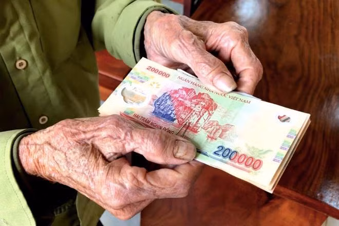 Đề xuất tăng trợ cấp xã hội hàng tháng với người cao tuổi không có lương hưu
