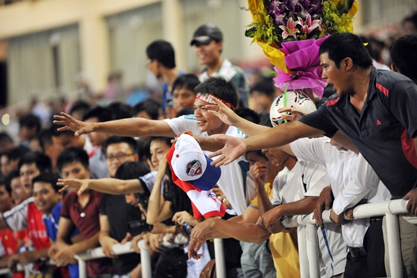 Arsenal phô diễn trước 2 vạn khán giả Mỹ Đình ảnh 10