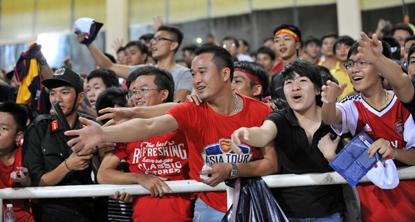 Arsenal phô diễn trước 2 vạn khán giả Mỹ Đình ảnh 11