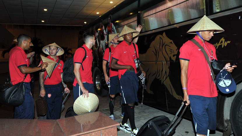 Nón lá và hoa sen hút hồn Arsenal ảnh 4