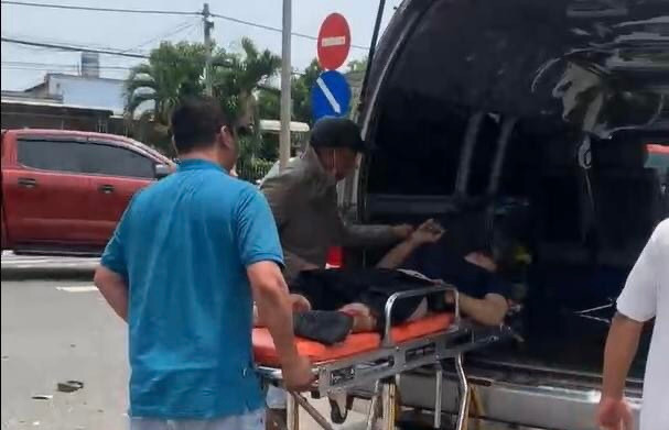 Hàng chục người bị thương trong vụ tai nạn. Hàng chục người bị thương trong vụ tai nạn.