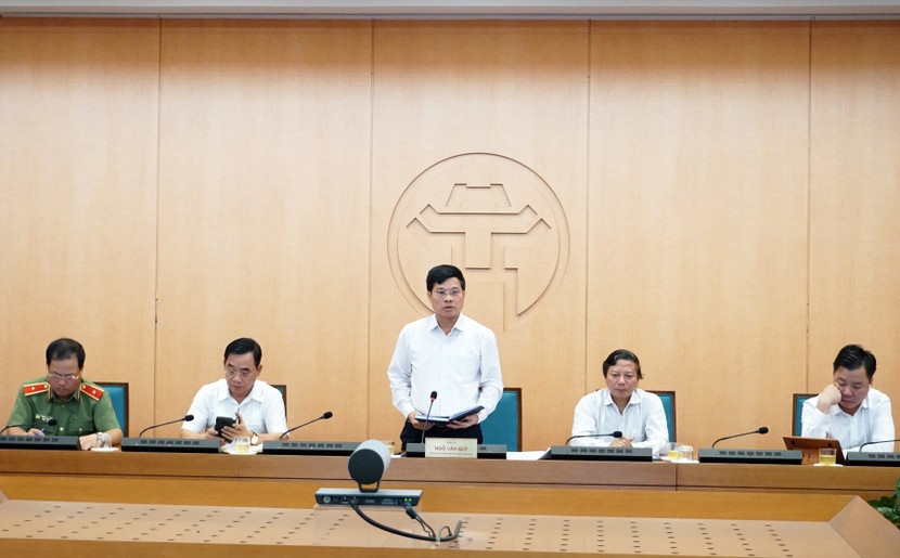 Phó Chủ tịch UBND TP Ngô Văn Quý phát biểu tại phiên họp