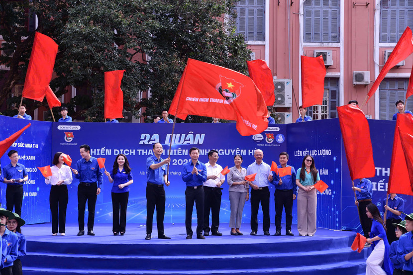 Lễ ra quân Chiến dịch Thanh niên tình nguyện hè năm 2025 tại Hà Nội Lễ ra quân Chiến dịch Thanh niên tình nguyện hè năm 2025 tại Hà Nội
