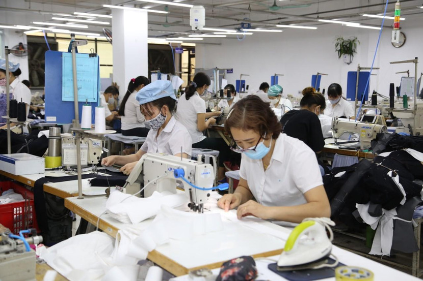 Hà Nội sẽ triển khai ngay nhiều biện pháp hiệu quả để lấy lại đà tăng trưởng kinh tế Hà Nội sẽ triển khai ngay nhiều biện pháp hiệu quả để lấy lại đà tăng trưởng kinh tế