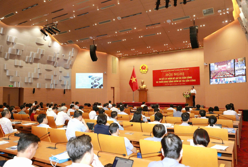 UBND TP Hà Nội đã tổ chức sơ kết 1 năm Đề án quản lý, sử dụng và khai thác hiệu quả tài sản công của TP Hà Nội giai đoạn 2023 - 2025 và triển khai tổng kiểm kê tài sản công.