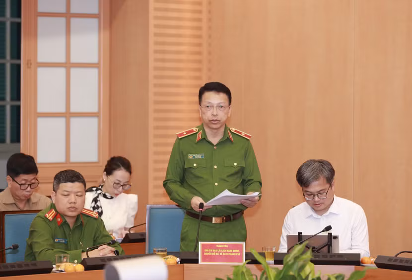 Thiếu tướng Nguyễn Hồng Ky, Phó Giám đốc CATP phát biểu Thiếu tướng Nguyễn Hồng Ky, Phó Giám đốc CATP phát biểu
