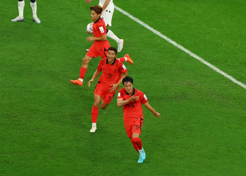 Hàn Quốc tạo ra màn ngược dòng không tưởng trước Bồ Đào Nha Hàn Quốc tạo ra màn ngược dòng không tưởng trước Bồ Đào Nha