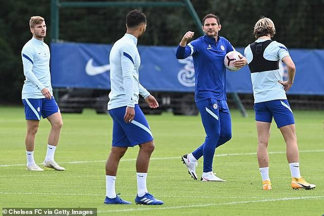 Chelsea bất ngờ nhận hung tin trong mùa dịch Covid-19