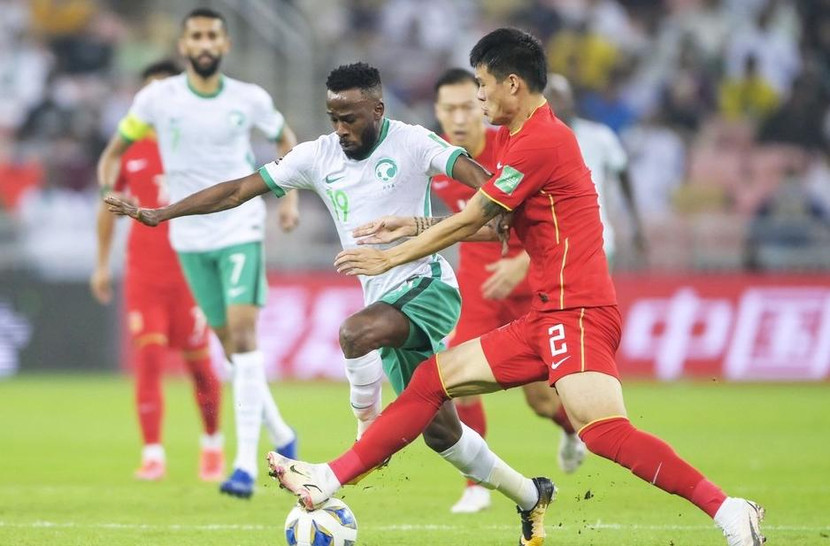 Trung Quốc gục ngã trên sân Ả Rập Xê Út