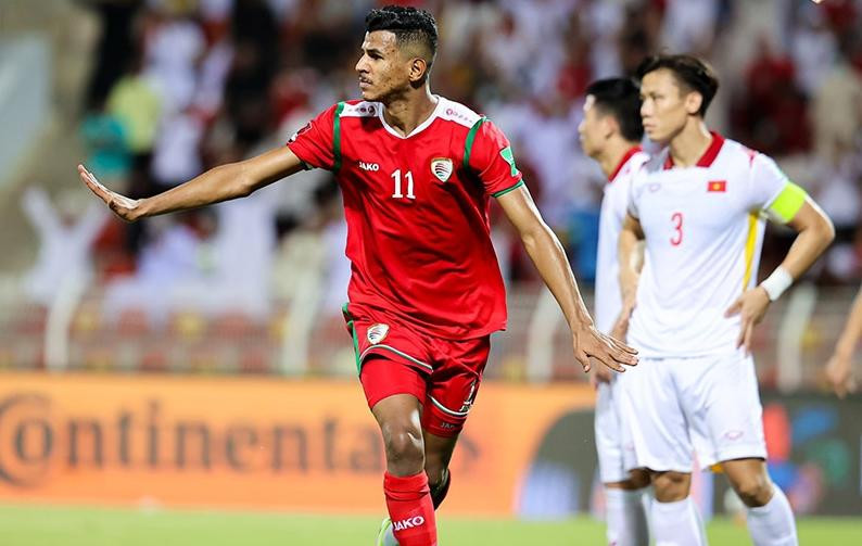 Al Sabhi ghi bàn gỡ 1-1 cho Oman
