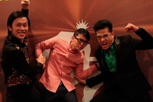 Cha con Hoài Linh: Người giám khảo, kẻ thí sinh trong Gương mặt thân quen 2014 ảnh 3