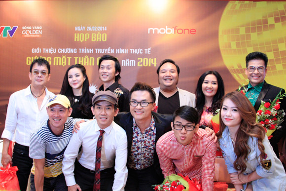 Cha con Hoài Linh: Người giám khảo, kẻ thí sinh trong Gương mặt thân quen 2014 ảnh 2