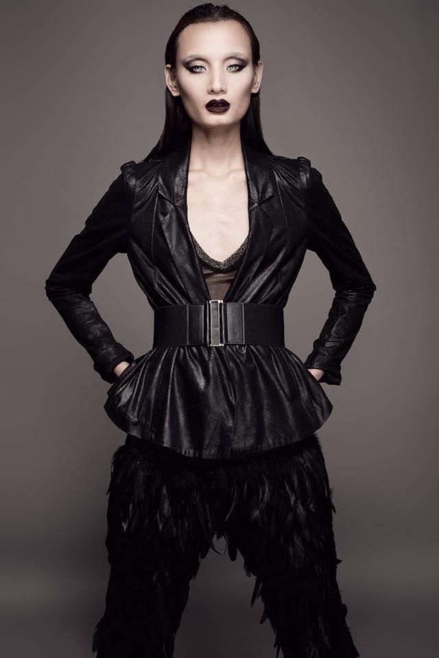 Ảnh mới của Lê Thúy, Hoàng Thùy khiến người hâm mộ "phát sốt" ảnh 3