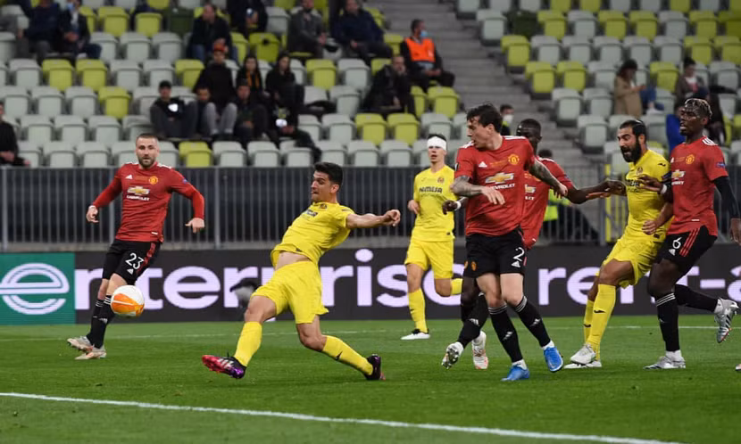 Moreno mở tỉ số cho Villarreal Moreno mở tỉ số cho Villarreal