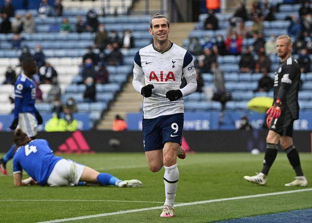 Bale và Tottenham cứu Chelsea ngoạn mục