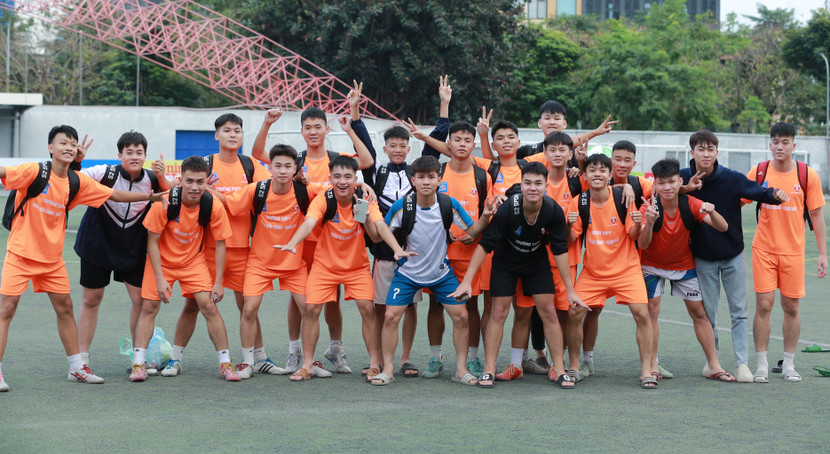 THPT Phùng Khắc Khoan tự tin gặp lại THPT Phan Huy Chú THPT Phùng Khắc Khoan tự tin gặp lại THPT Phan Huy Chú