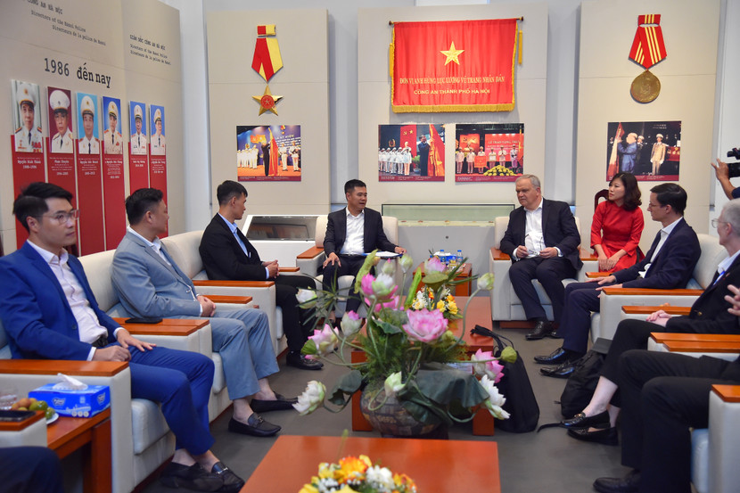 Bộ trưởng Bộ Nội vụ Cộng hòa Pháp kỳ vọng sẽ sớm có sự hợp tác hiệu quả với CATP Hà Nội