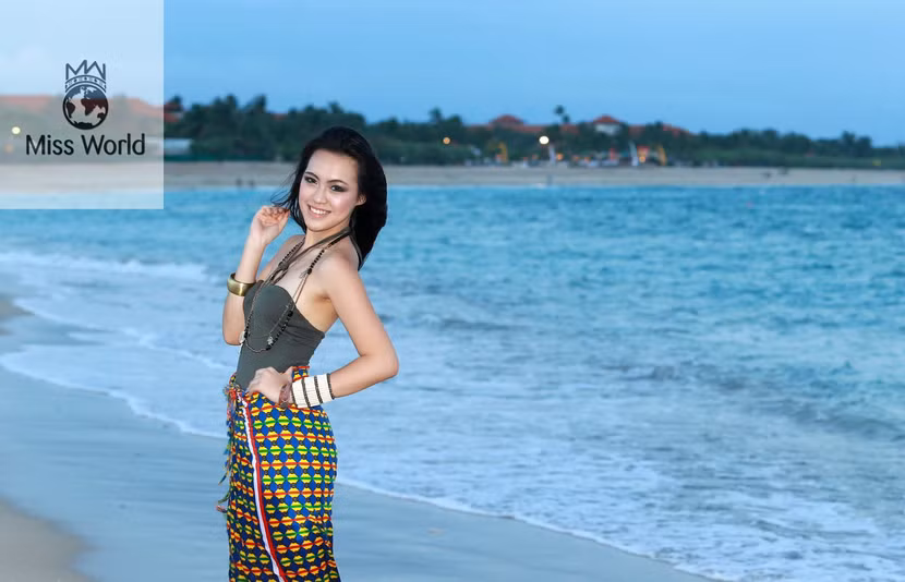 Top11 Hoa hậu Biển quyến rũ trong chiếc sarong ảnh 10