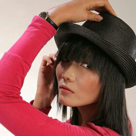 Siêu mẫu Thanh Hằng bị "bản sao" mắng té tát ảnh 3