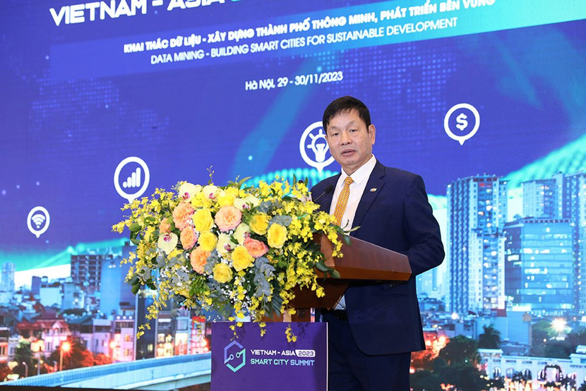 Ông Trương Gia Bình, Chủ tịch Hội đồng sáng lập VINASA phát biểu tại lễ khai mạc Vietnam – Asia Smart City Summit 2023 Ông Trương Gia Bình, Chủ tịch Hội đồng sáng lập VINASA phát biểu tại lễ khai mạc Vietnam – Asia Smart City Summit 2023