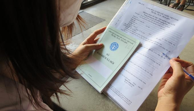 Mức tiền lương và thu nhập tháng đóng bảo hiểm xã hội có sự điều chỉnh từ tháng 1-2023 Mức tiền lương và thu nhập tháng đóng bảo hiểm xã hội có sự điều chỉnh từ tháng 1-2023