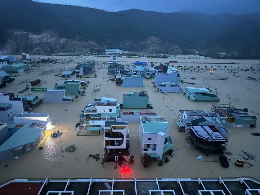 Hình ảnh ngập lụt tại các địa phương