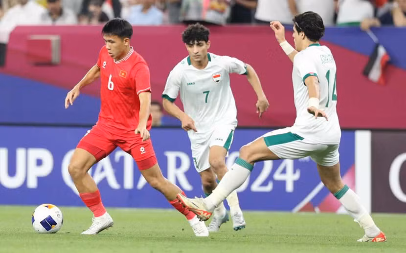 U23 Việt Nam (đỏ) ngậm ngùi dừng bước U23 Việt Nam (đỏ) ngậm ngùi dừng bước