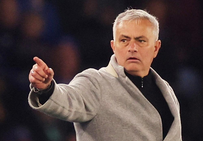 HLV Mourinho thừa nhận mình không phải người khiêm tốn