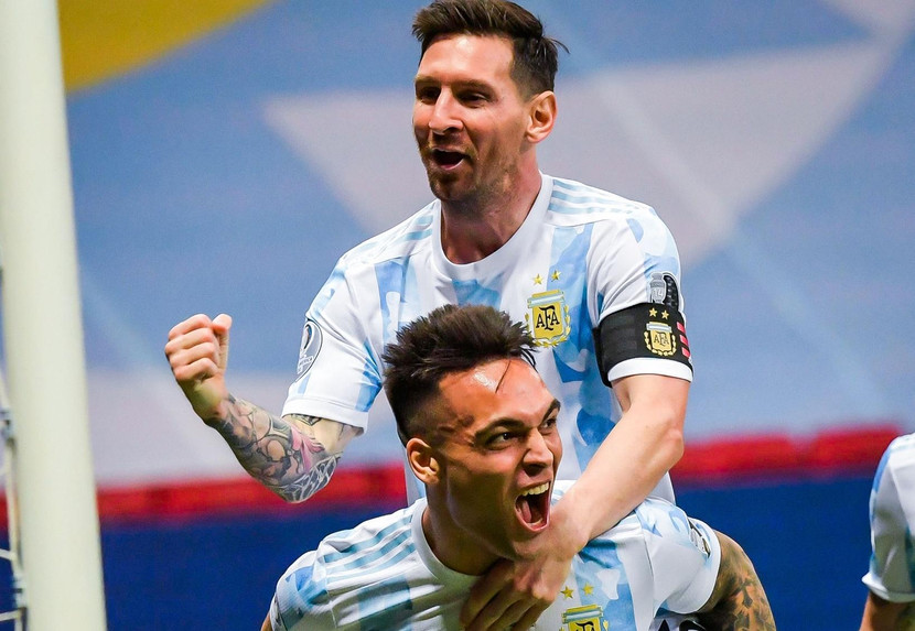Messi kiến tạo như đặt cho Lautaro Martinez mở tỉ số
