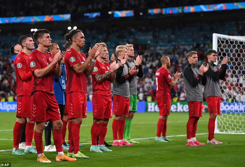 Năm trong top 4 EURO 2020, ĐT Đan Mạch có thể ngẩng cao đầu rời giải