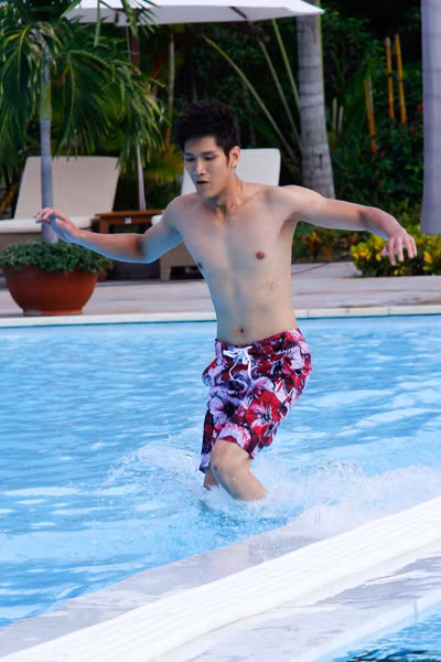 Ra đề "oái ăm", Thanh Hằng phì cười nhìn thí sinh ngã xiêu vẹo ảnh 2