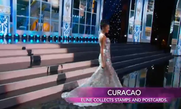 Trương Thị May tự tin diễn bikini tại bán kết Miss Universe 2013 ảnh 15