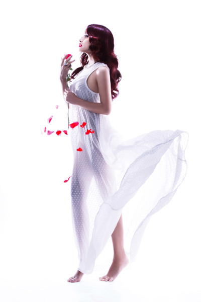 Vân Hugo tung ảnh mới đầy quyến rũ ảnh 6