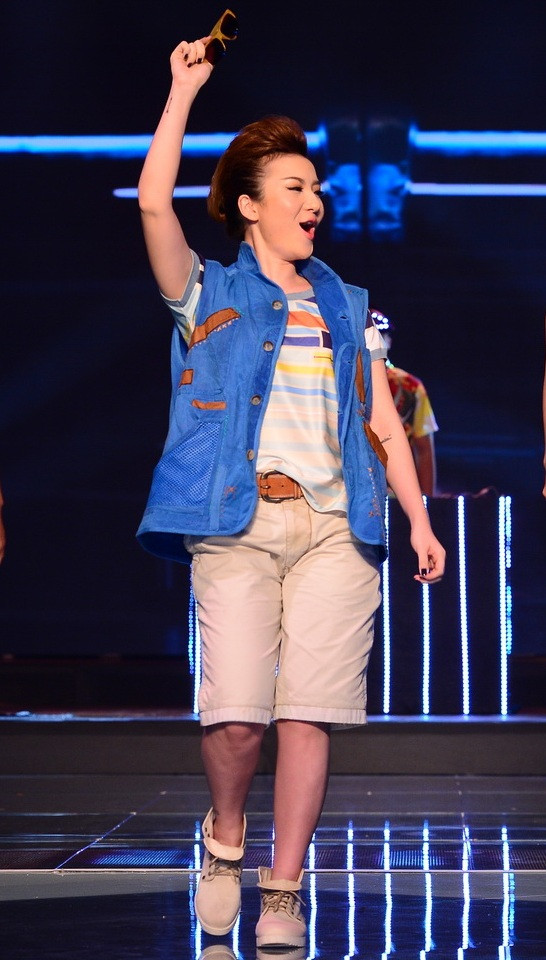 Diện thời trang Unisex, Hoàng Yến, Ngọc Quyên mang về cho thí sinh 400 triệu đồng ảnh 8