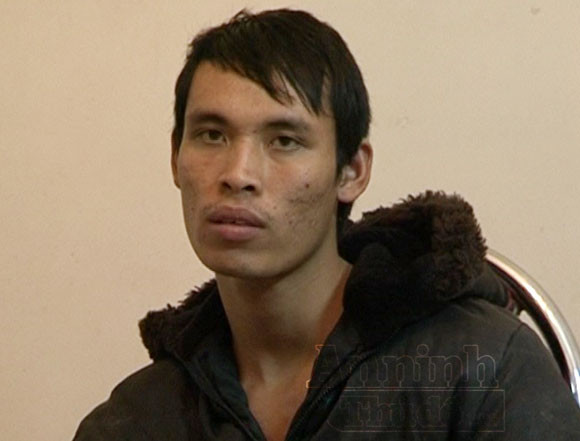 "Ngáo đá"... thấy bạn cầm súng bắn mình, tưởng bạn gái là con trăn khổng lồ ảnh 1 "Ngáo đá"... thấy bạn cầm súng bắn mình, tưởng bạn gái là con trăn khổng lồ ảnh 1